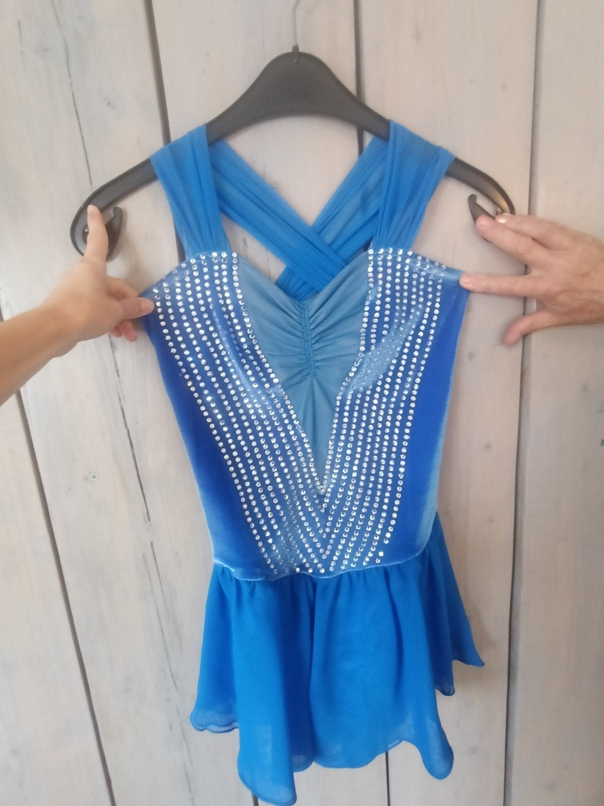Kunstschaatspakje met veel Swarovski stenen, Ophalen of Verzenden, Zo goed als nieuw, Maat 34 (XS) of kleiner, Blauw