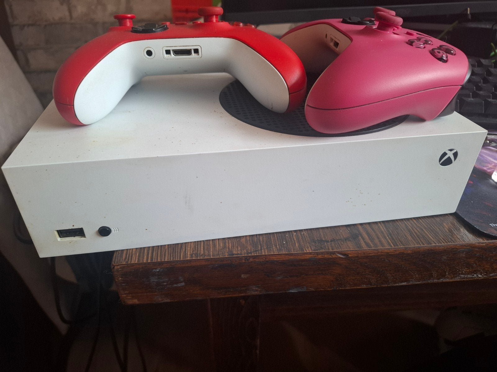 Xbox serie s+controllers, Spelcomputers en Games, Spelcomputers | Xbox One, Ophalen, Zo goed als nieuw, 1 TB, Met 2 controllers