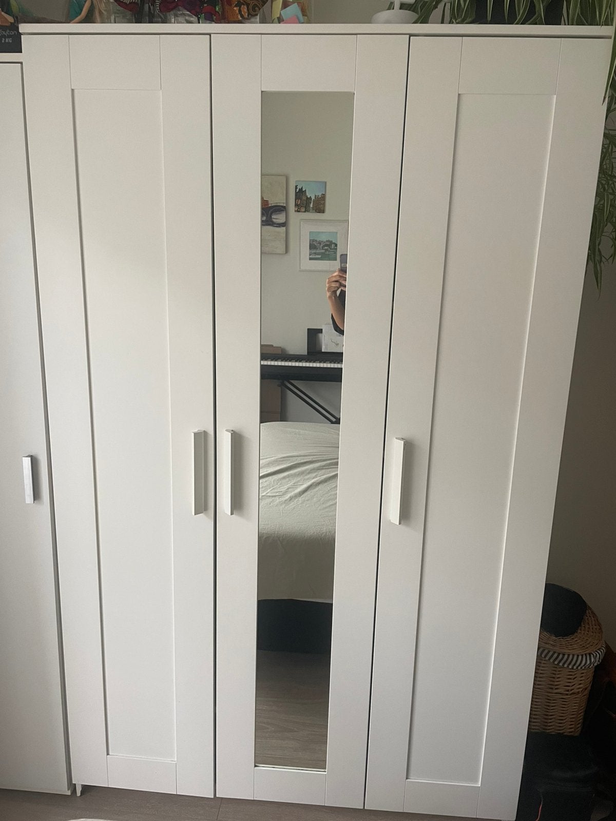IKEA Kledingkast met 3 deuren en spiegel, Ophalen, Overige materialen, Gebruikt, 100 tot 150 cm