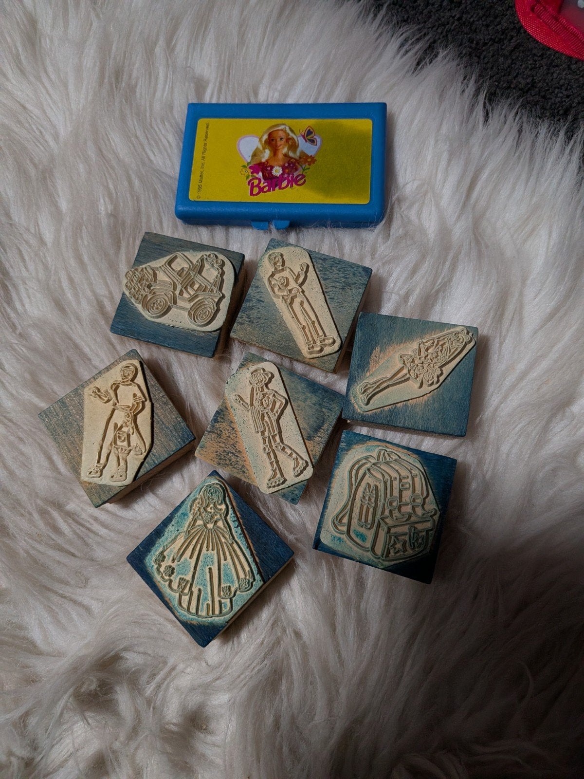 Vintage Barbie stempels set met inktdoosje, Ophalen of Verzenden, Gebruikt, Houten stempel