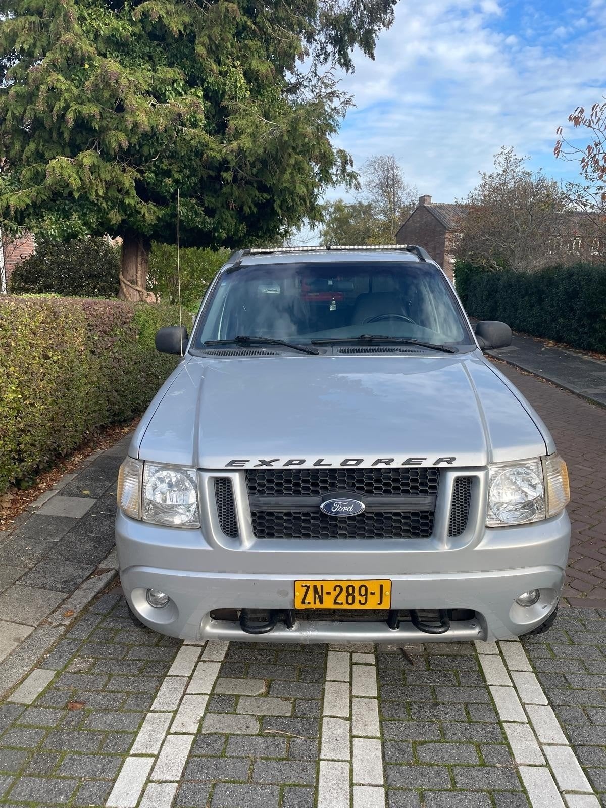 Ford explorer