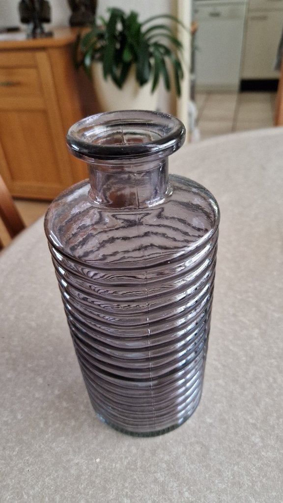 ribbelvaas van glas, Huis en Inrichting, Ophalen of Verzenden, Zo goed als nieuw, Glas
