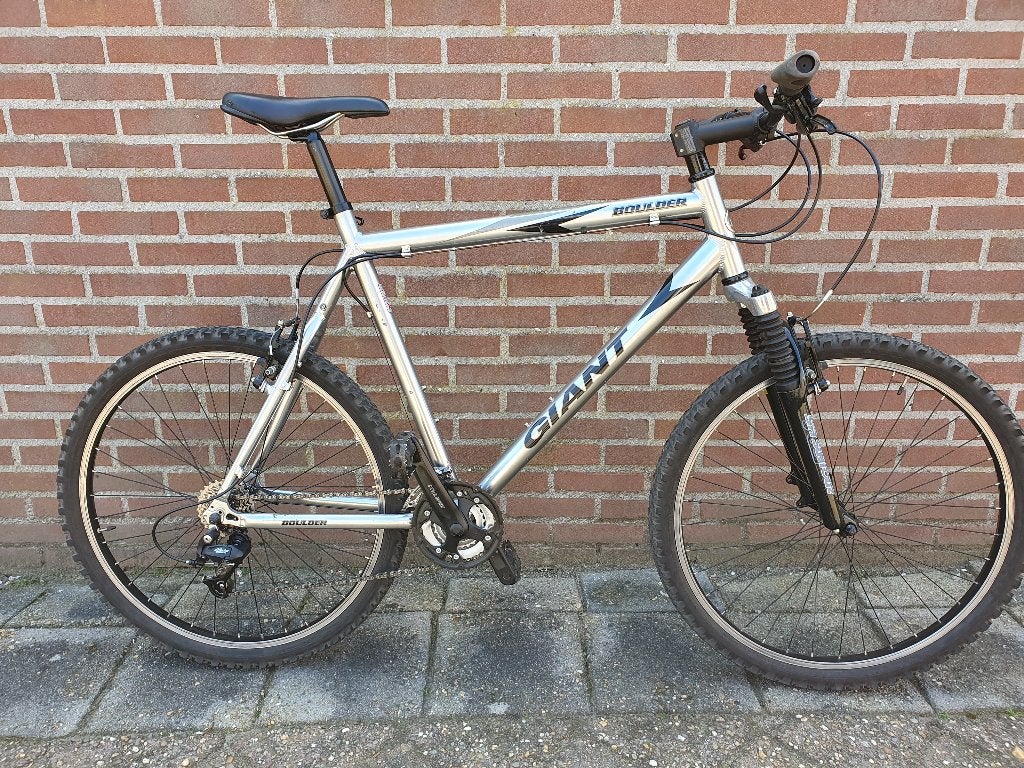 Giant Boulder mountain bike, Ophalen, Gebruikt, 57 cm of meer, Velgrem