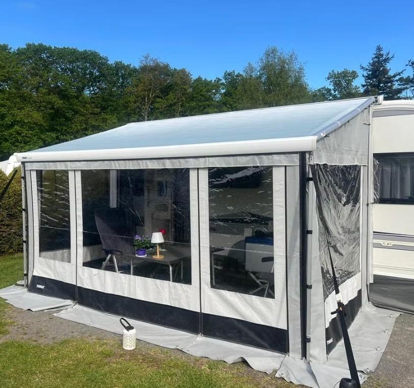 Thule Residence G3 Luifeltent | Uitval 2.20m – Front 3.70m, Caravans en Kamperen, Voortenten en Luifels, Ophalen, Zo goed als nieuw