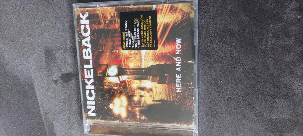 Nickelback - Here and Now CD (2011), Cd's en Dvd's, Ophalen of Verzenden, 2010 - 2019, Zo goed als nieuw