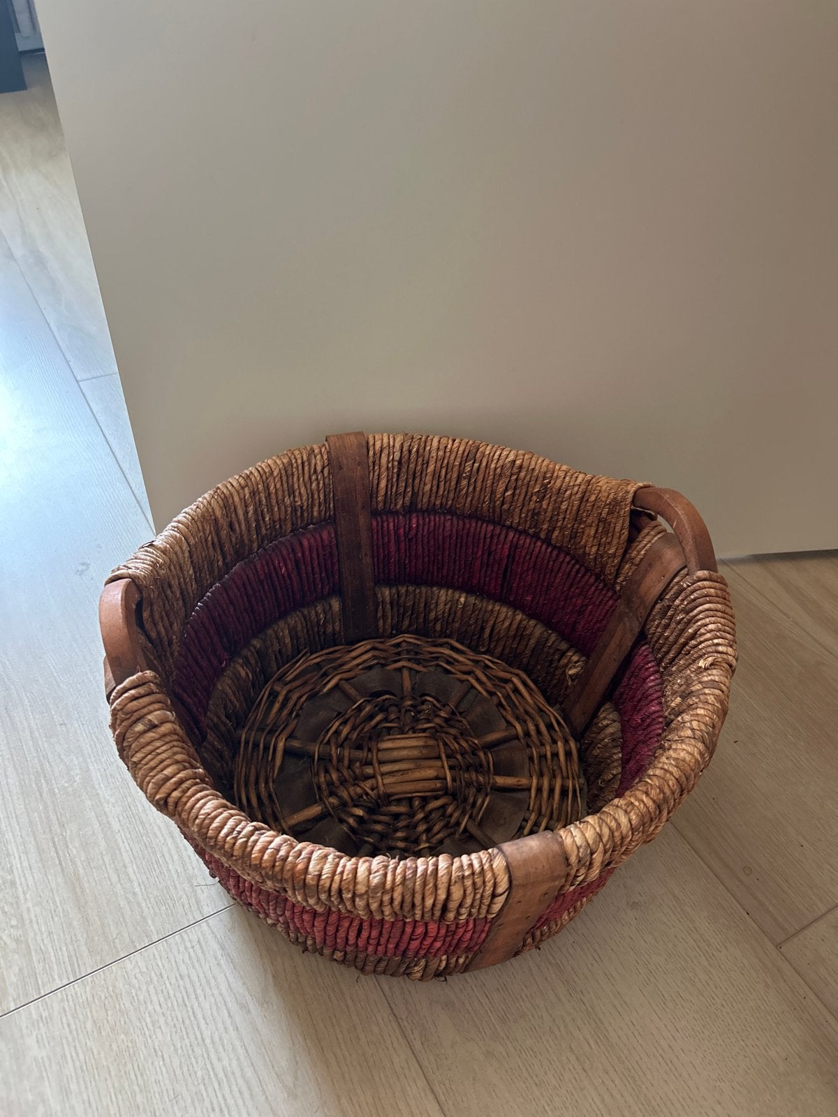 Retro mand, oud met karakter, diameter 30cm, Ophalen