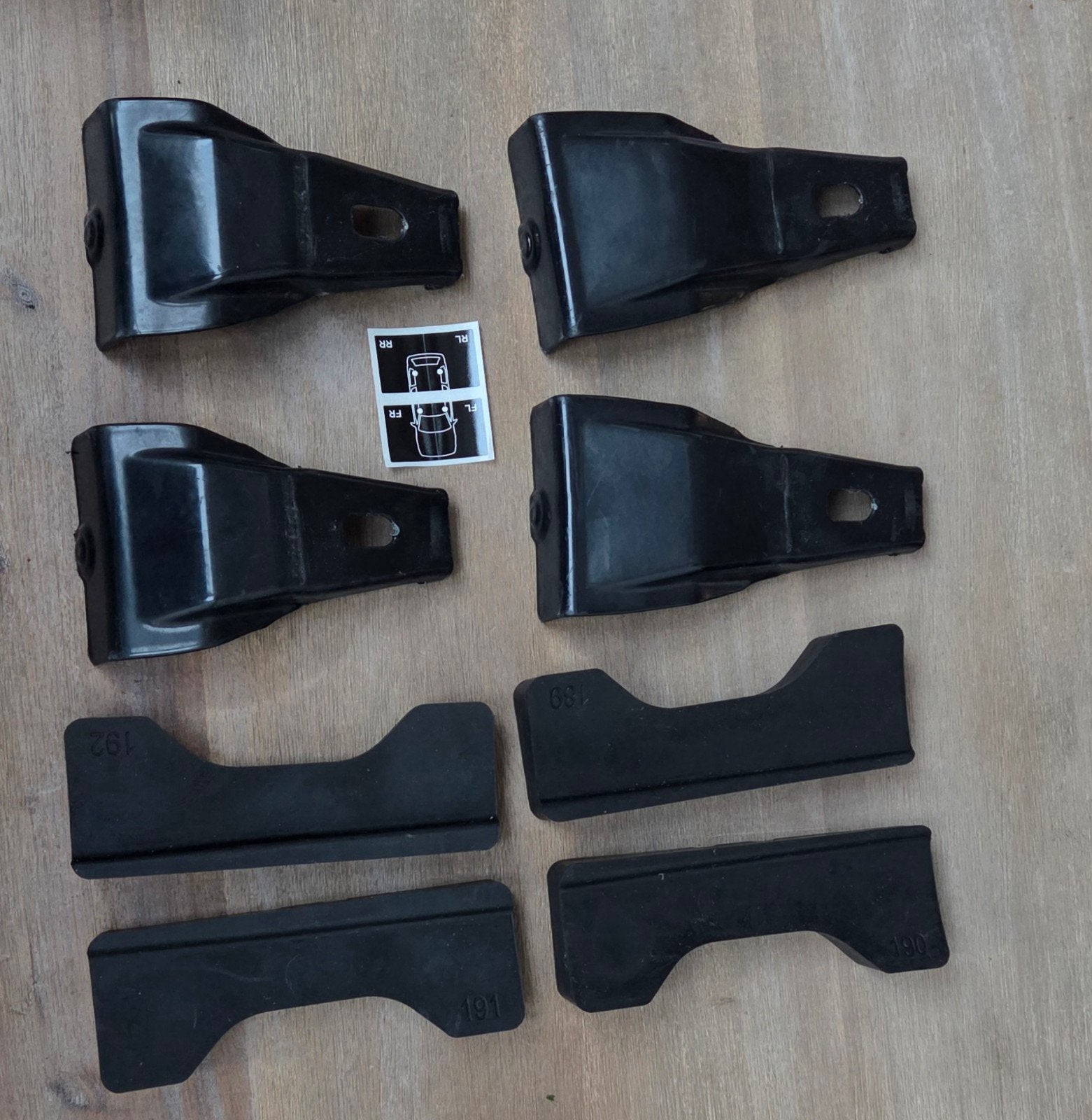 Thule Kitset 145076 voor Opel Crossland X dakdragers, Ophalen of Verzenden, Gebruikt