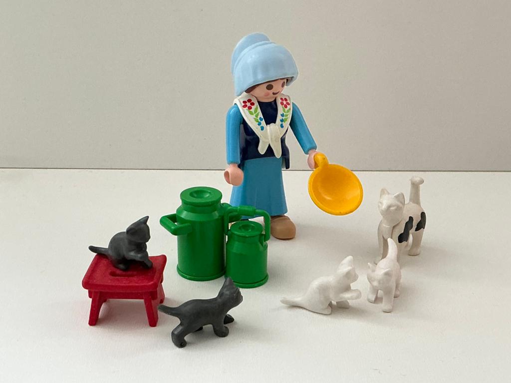 Playmobil 3007 poezen vrouwrje, Ophalen of Verzenden, Gebruikt, Complete set