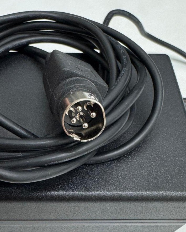 Delta Electronics ADP‑90DR B – 54V 1.67A, Ophalen, Zo goed als nieuw