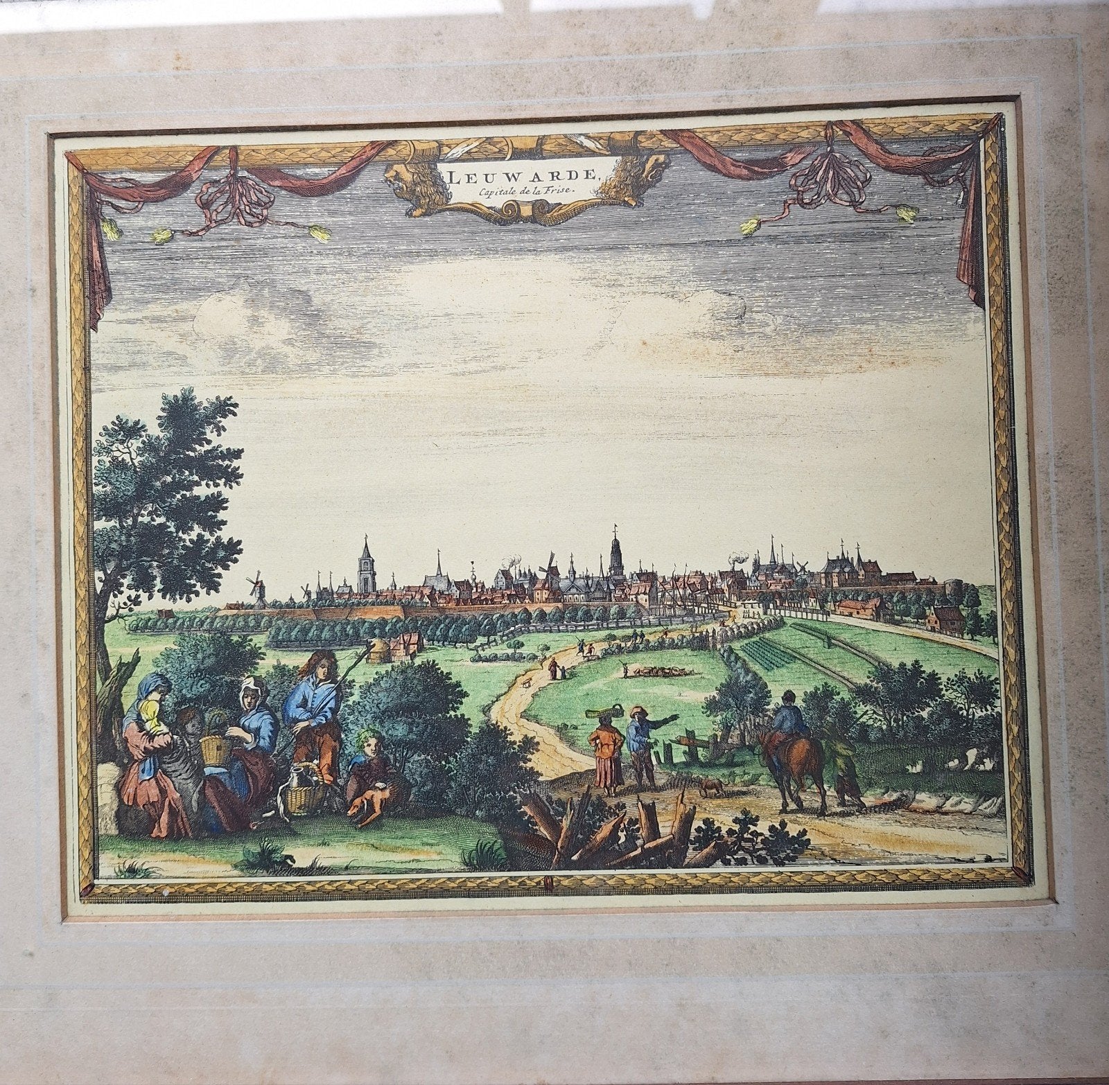 Antieke 18e-eeuwse gravure van Leeuwarden, Stadsgezicht, Ophalen of Verzenden, Gravure, Handgekleurd
