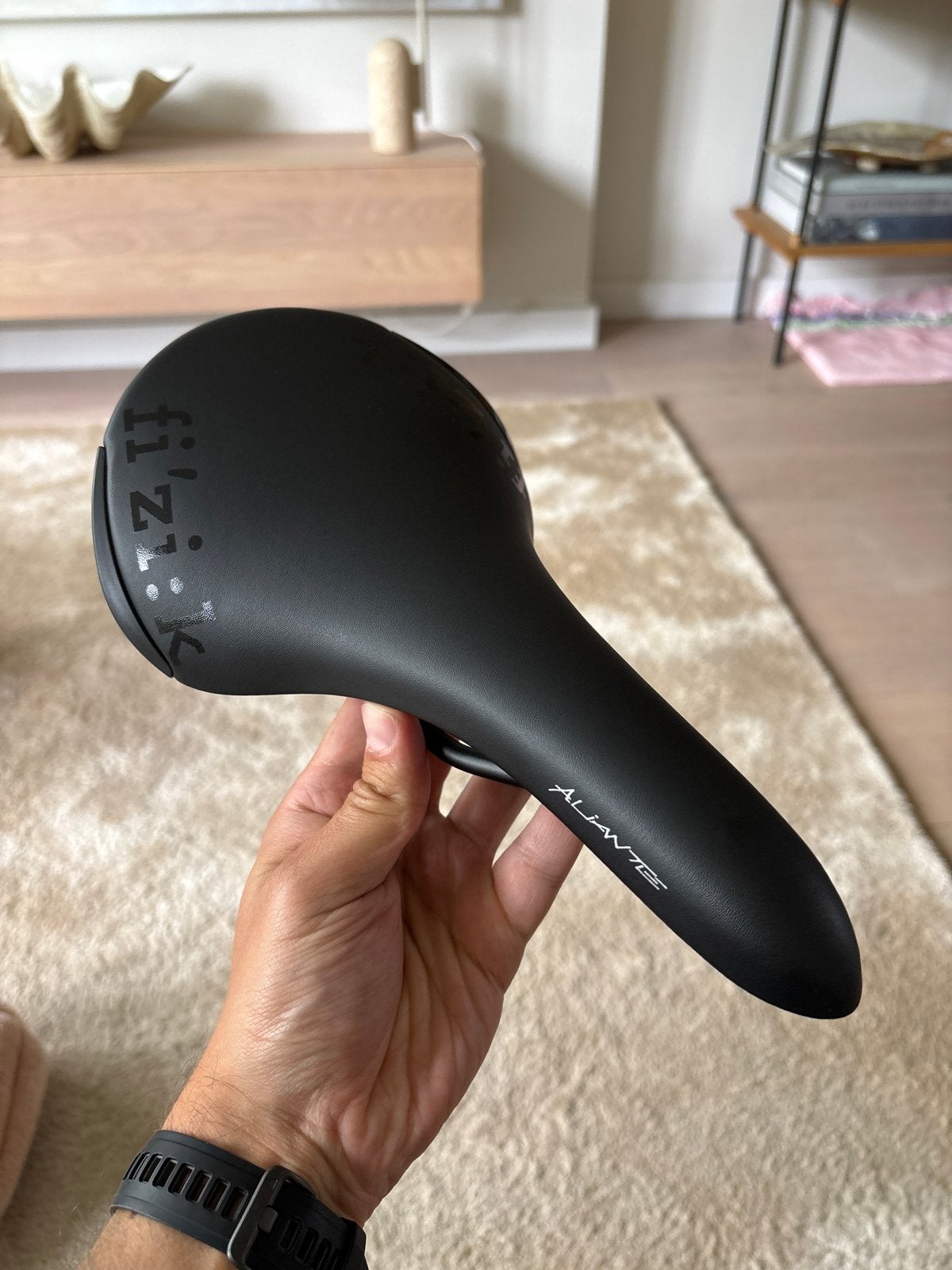 Fizik Aliante fietszadel - Zo goed als nieuw, Kunststof, Ophalen of Verzenden, Zo goed als nieuw, Zadel