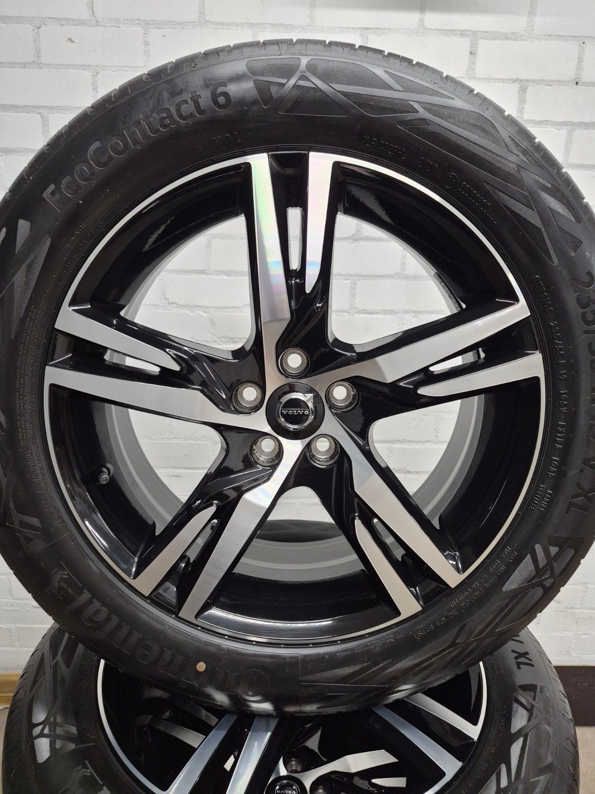 NIEUW!! 19 inch hoogglans R-Design Volvo XC 60 235-55-19, Banden en Velgen, Nieuw, 235 mm, Personenwagen