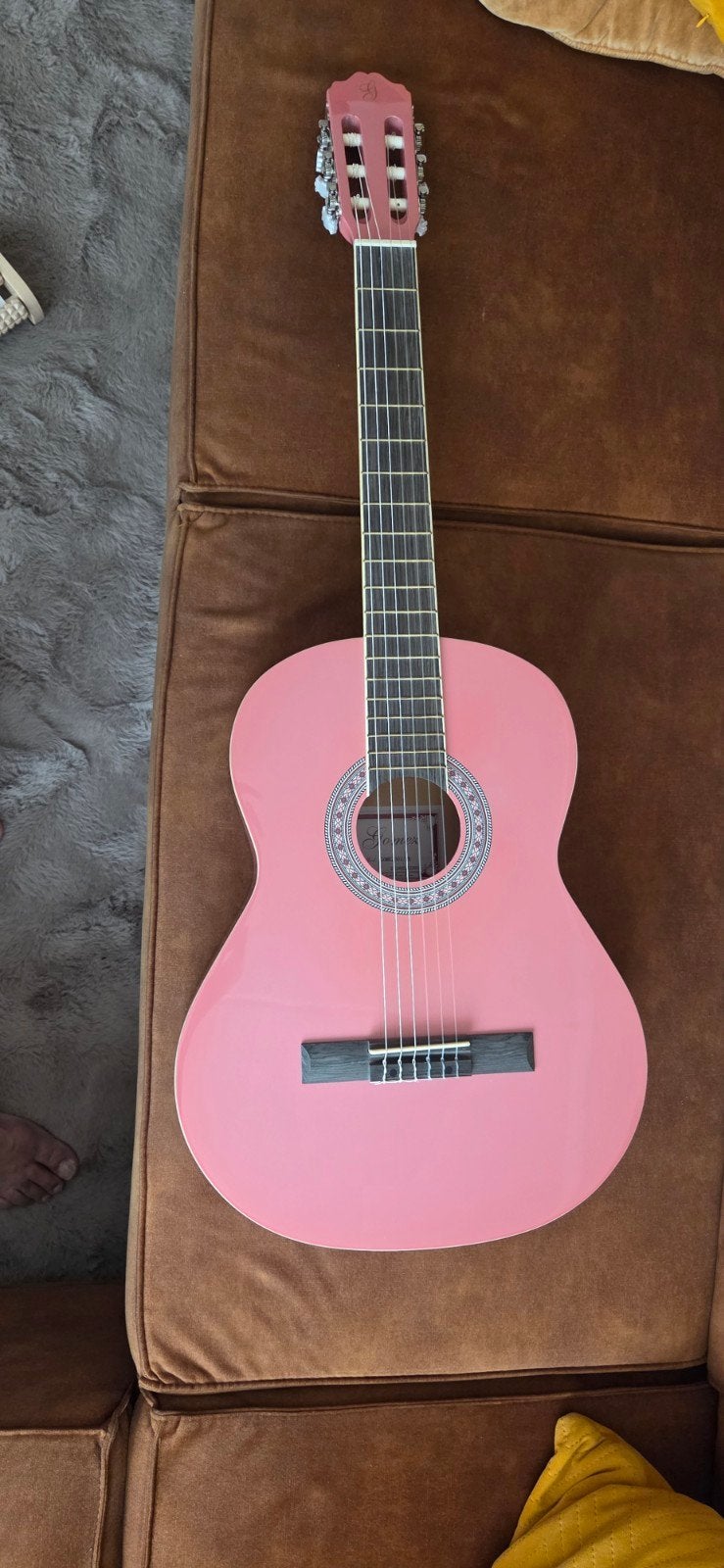 Roze kindergitaar met hoes - Zo goed als nieuw, Ophalen, Zo goed als nieuw, Klassieke of Spaanse gitaar, Met koffer