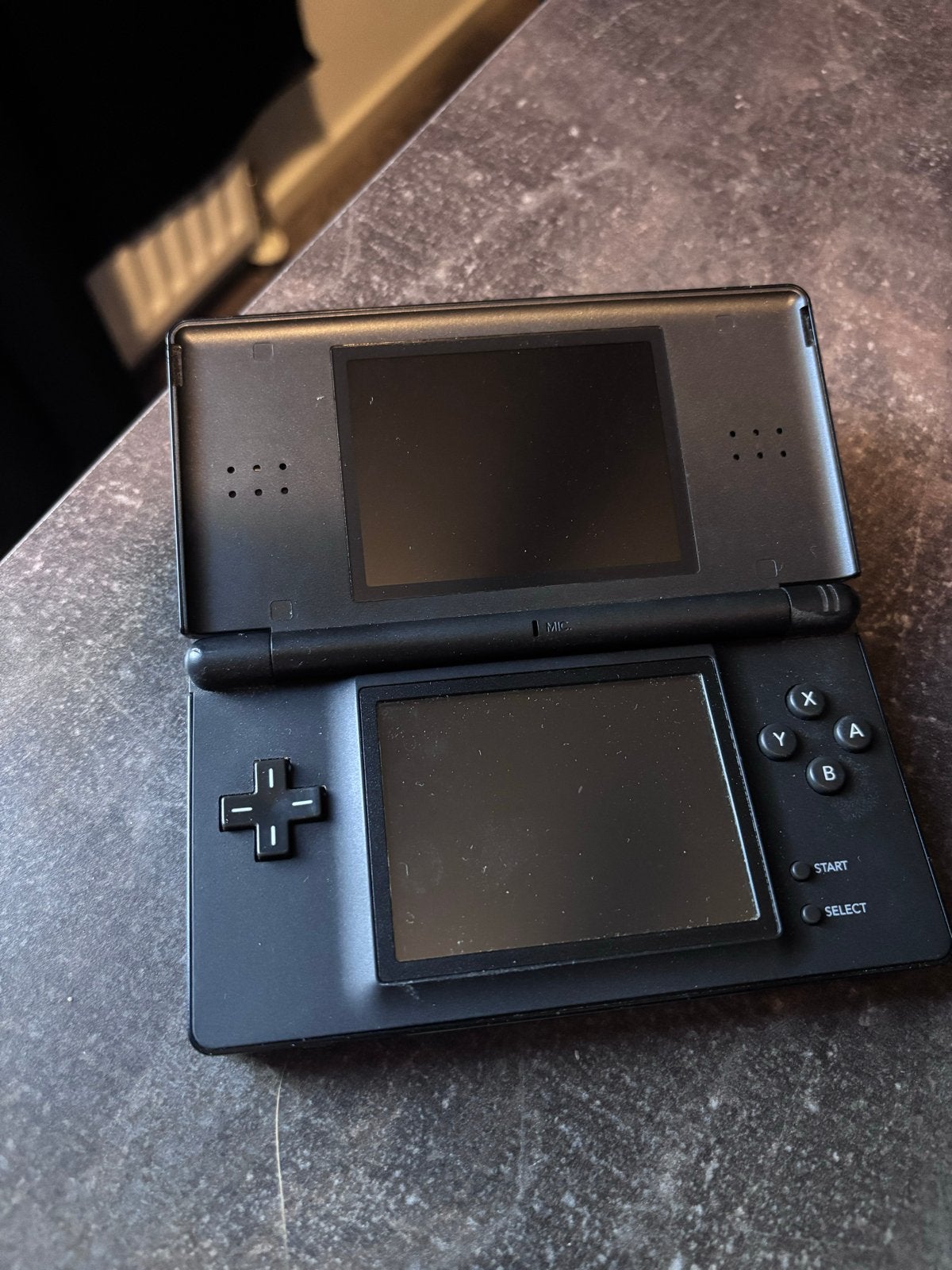 Nintendo DS Lite Zwart - Goede staat, Spelcomputers en Games, Ophalen of Verzenden, Gebruikt, Zwart, DS Lite