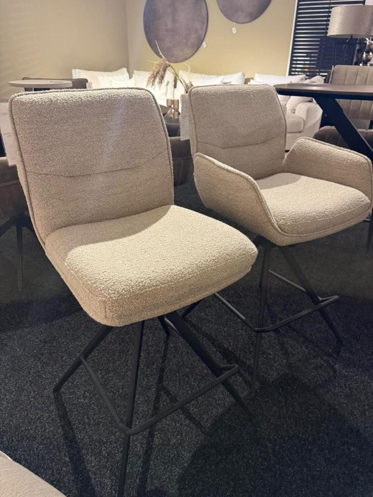 2x Barkruk Bliss, Ophalen, Draaibaar, Vliegenierstraat 1, Uden, 60 tot 90 cm