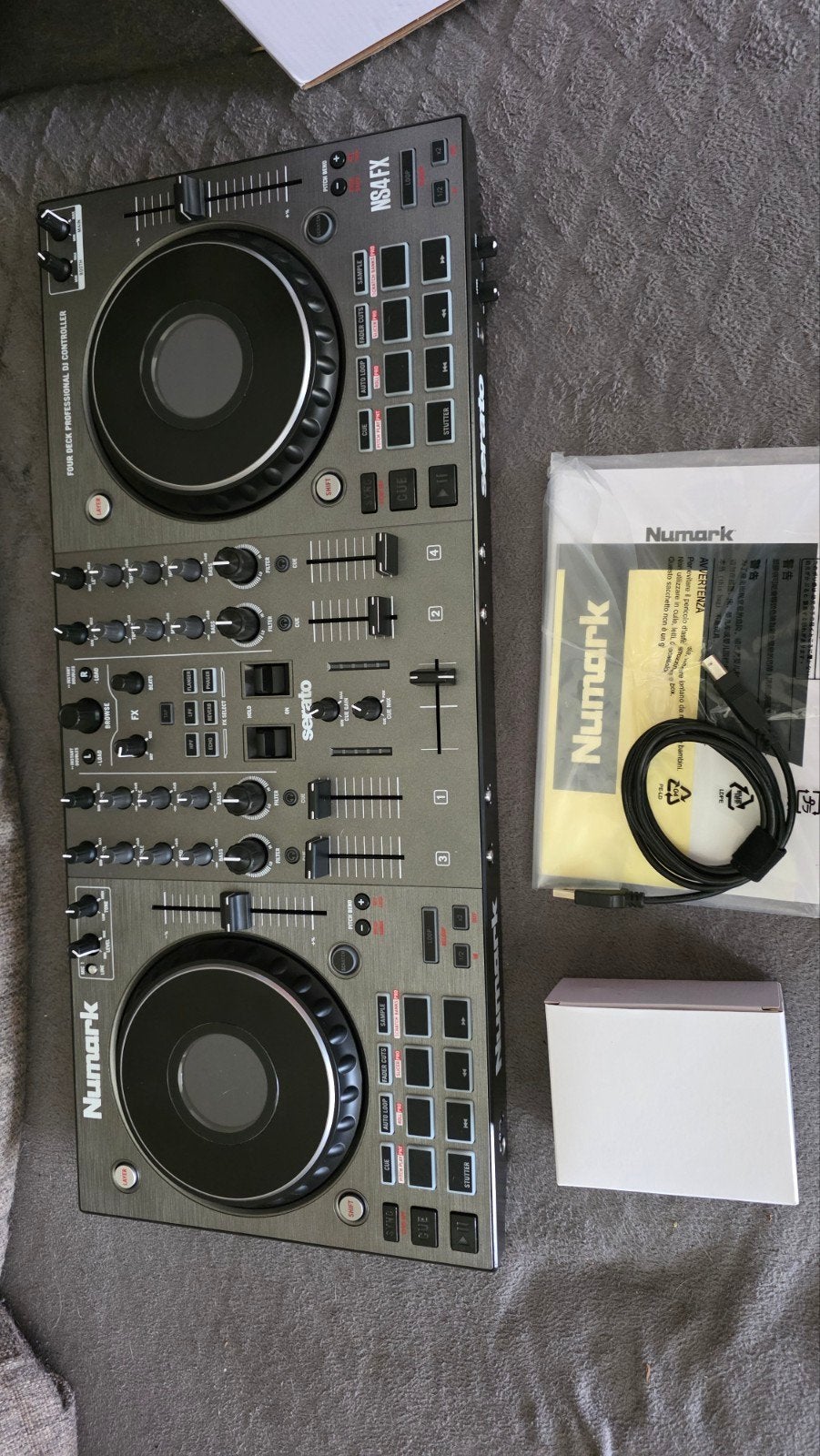 Numark NS4FX, Muziek en Instrumenten, Dj-sets en Draaitafels, Ophalen of Verzenden, Numark