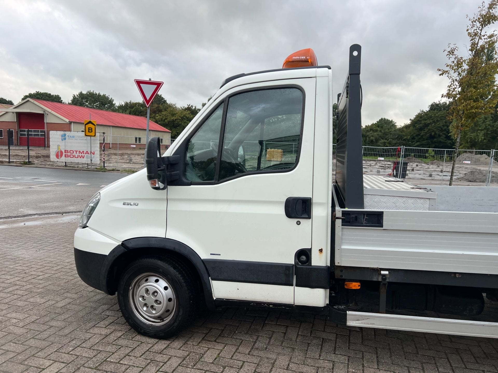 IVECO DAILY 4 links spiegel buitenspiegel 2006-2011, Gebruikt, Iveco Group N.V., Ophalen of Verzenden, Info@ivecogroup.com
