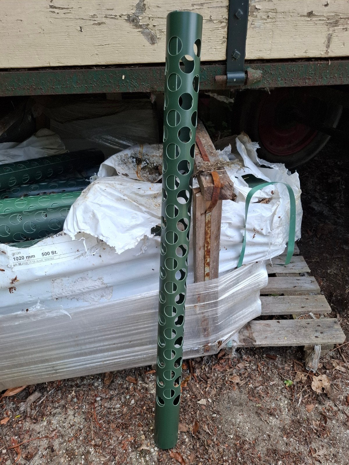 Boomkokers/boombeschermers 102 cm, circa 300 stuks, Ophalen