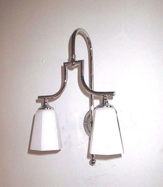 SET VAN 2 chroom opaline glas  Art Deco style  wandlampen, Ophalen of Verzenden, Zo goed als nieuw, Glas