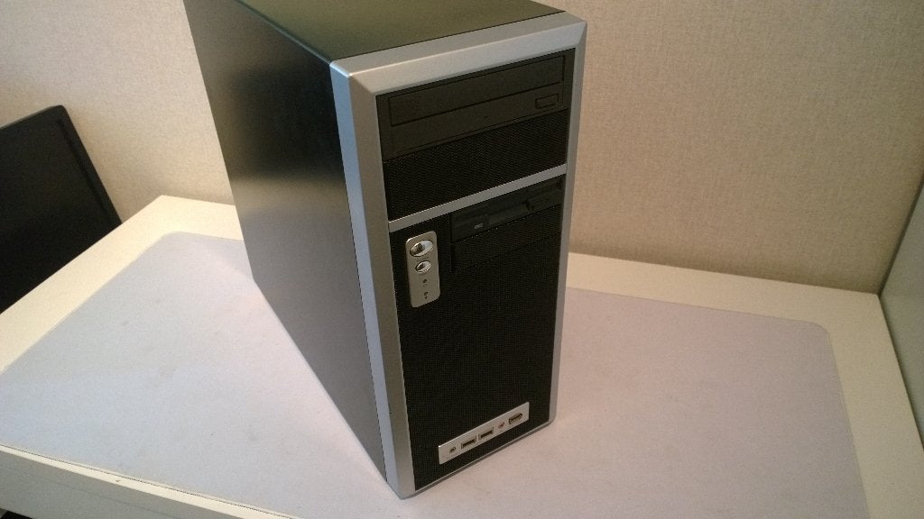 Retro 2006 Windows XP game PC, Core 2 Duo, 7300LE, 60GB SSD, Ophalen