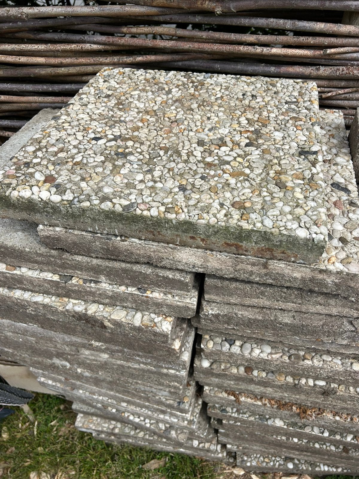 43 gebruikte terrastegels 40x40 cm, Ophalen, Gebruikt, 5 tot 10 m², Beton