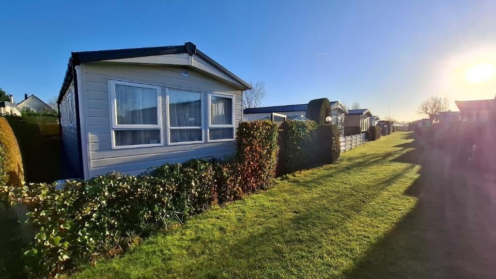 Chalet (2 jr. Oud) met staanplaats | Noordwijk | 60.000 euro, Tot en met 6