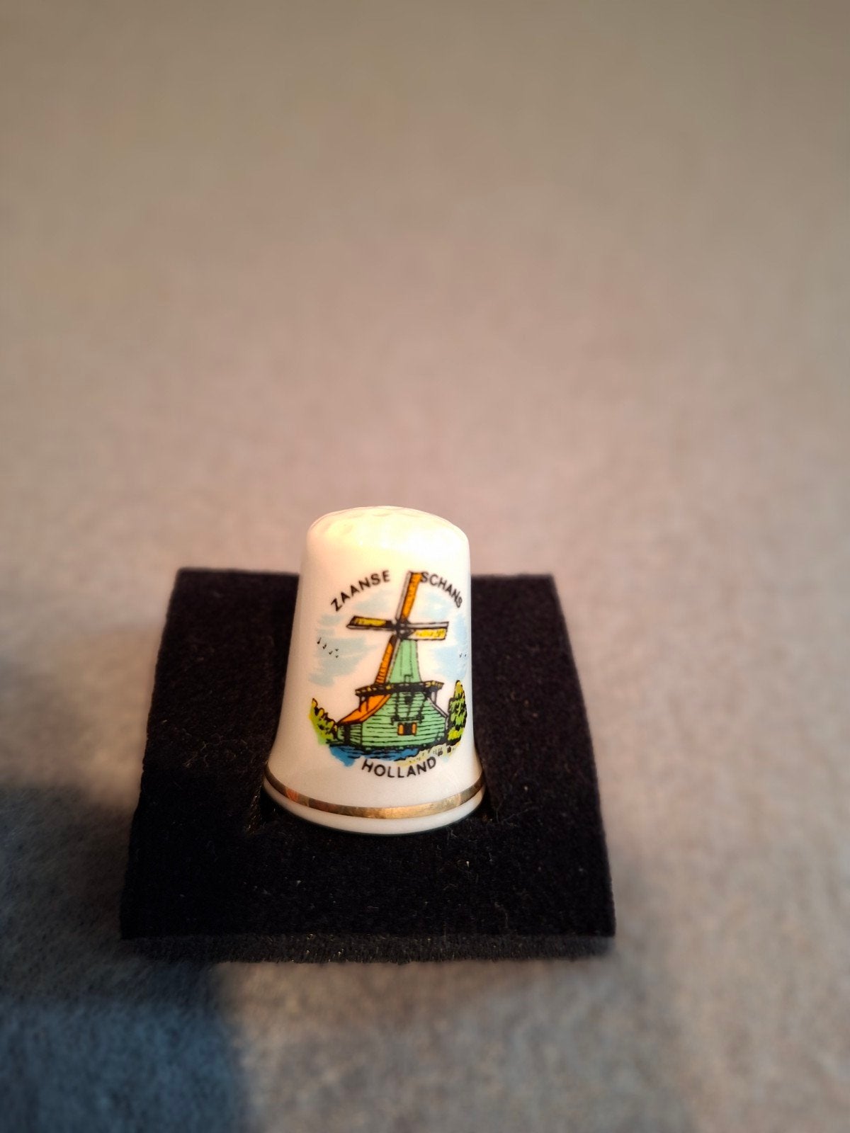 Vingerhoedje Zaanse Schans, Ophalen of Verzenden, Zo goed als nieuw, Porselein, Nederland
