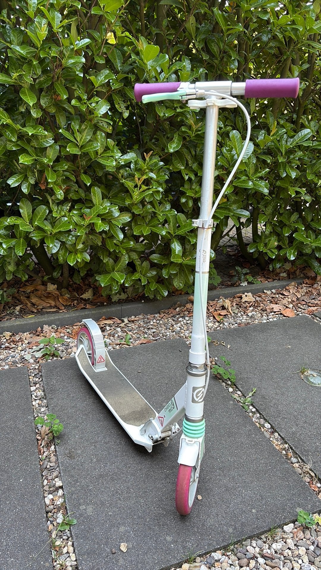 Oxelo kinderstep wit met roze, Fietsen en Brommers, Steps, Ophalen, Zo goed als nieuw, Gewone step