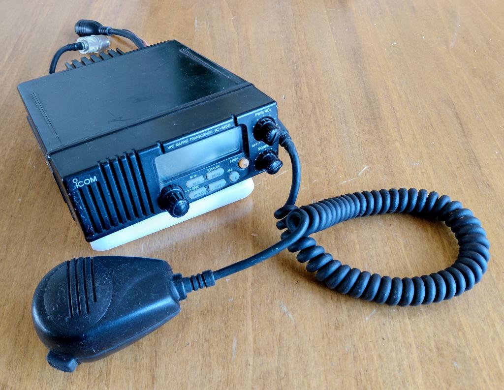 Icom marine tranceiver IC-M58, Watersport en Boten, Ophalen of Verzenden, Gebruikt, Communicatie
