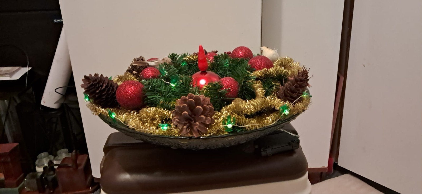 Kerstschaal, Ophalen