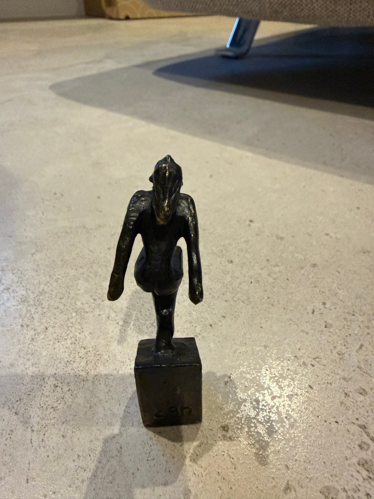 Bronzen beeldje van een dansende vrouw op sokkel, Verzamelen, Ophalen of Verzenden