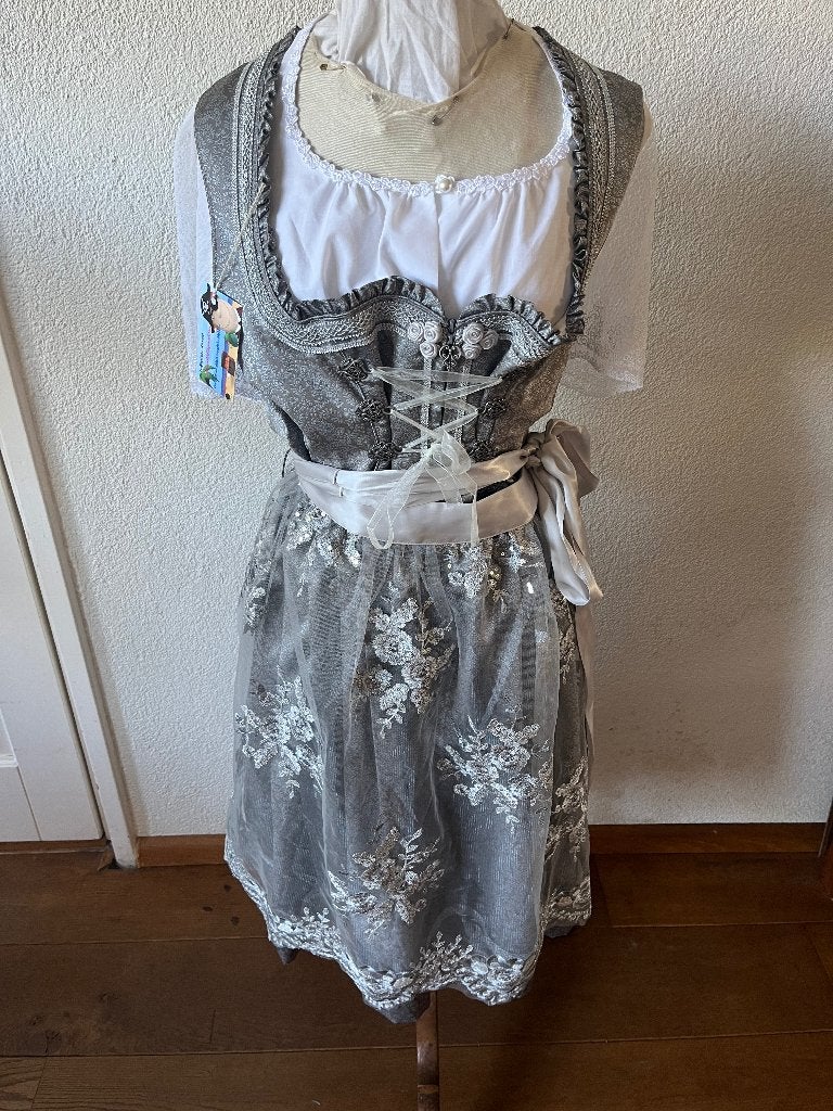 Marjo Dirndl maat 46 met schort en blouse nr1, Marjo, Maat 42/44 (L), Ophalen of Verzenden, Kleding