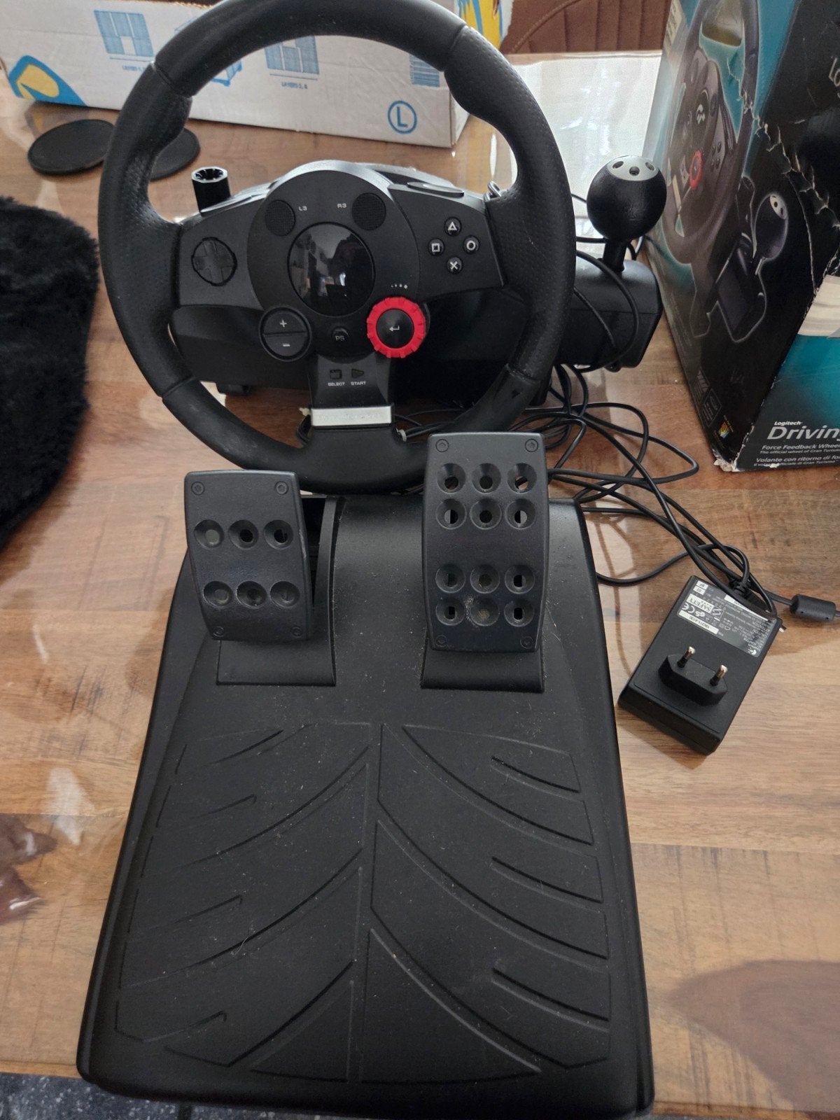 Logitech Driving Force GT Stuurwiel voor PlayStation 3, Ophalen, Gebruikt