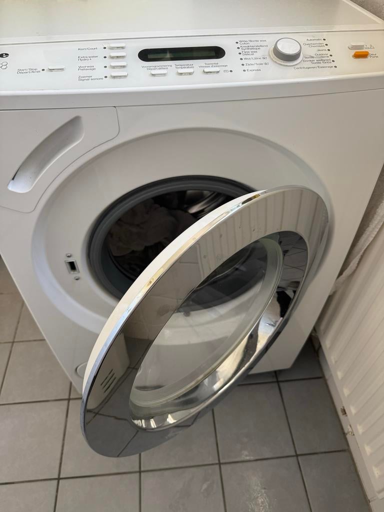 Miele Softtronic W 4146 Waterproof-System Wasmachine defect, Ophalen, Gebruikt, Voorlader, 85 tot 90 cm
