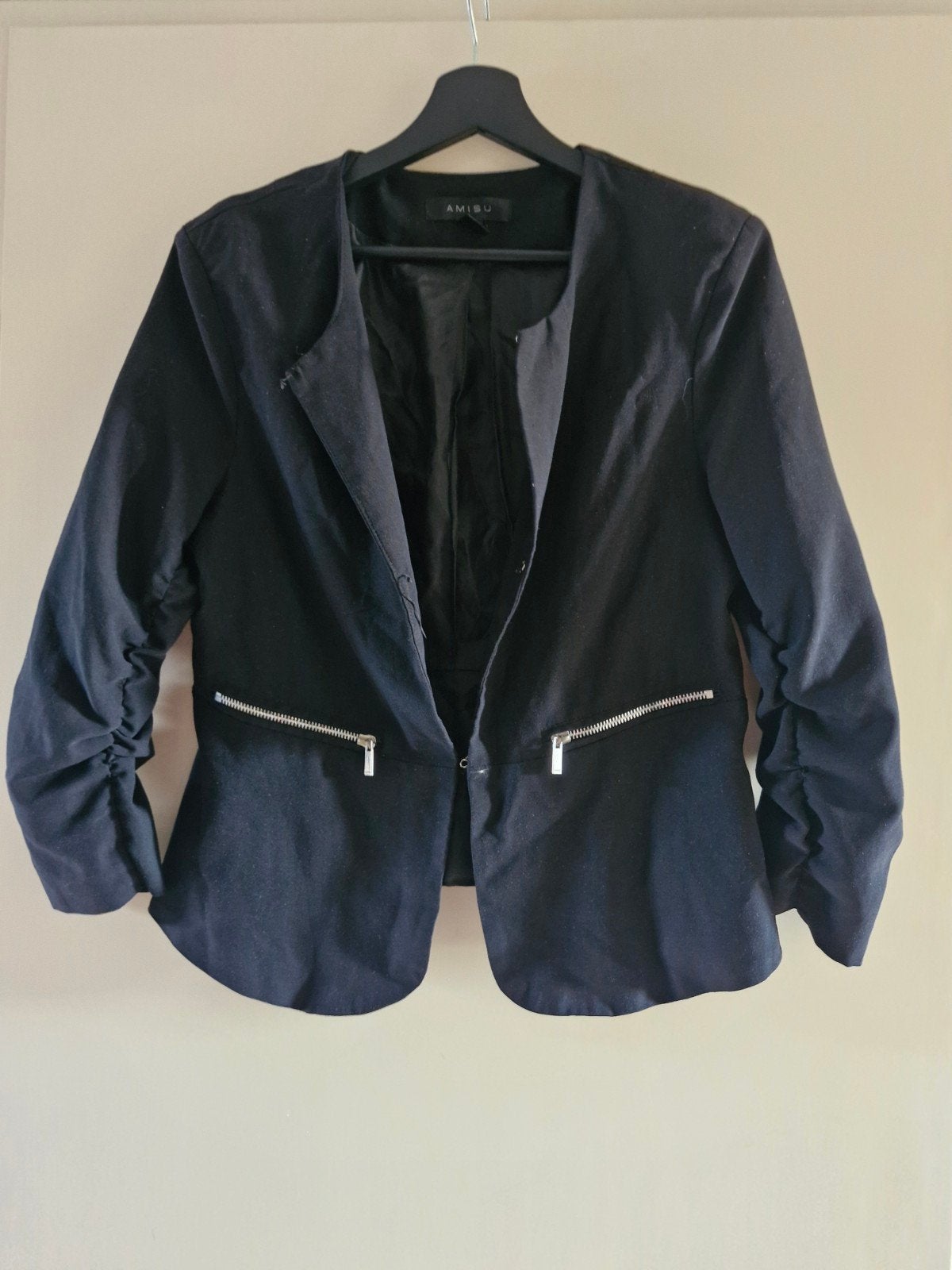 Zwarte nette blazer met ritsjes maat 38, Kleding | Dames, Maat 38/40 (M), Zwart, Onbekend, Ophalen of Verzenden