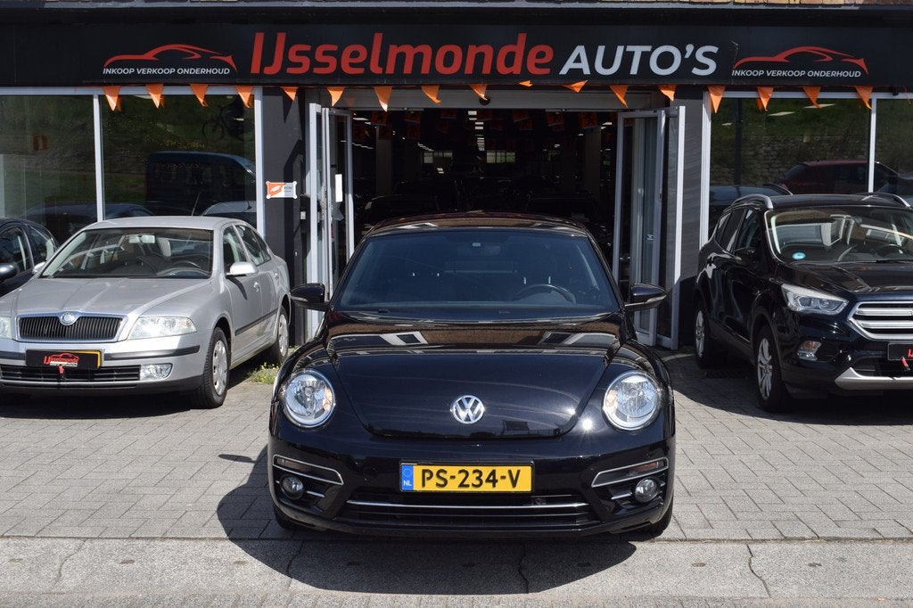 Volkswagen Beetle 1.2 TSI Exclusive Series Apple Carplay Cam, Auto's, Volkswagen, Voorwielaandrijving, Gebruikt, 4 cilinders, 4 stoelen