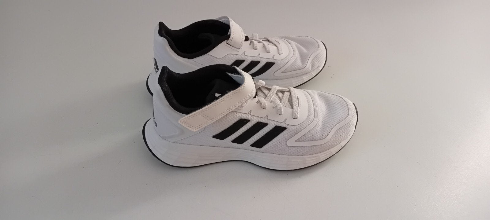 Adidas sportschoenen jongens maat 35,5 NIEUW!, Ophalen, Adidas, Sportschoenen, Nieuw