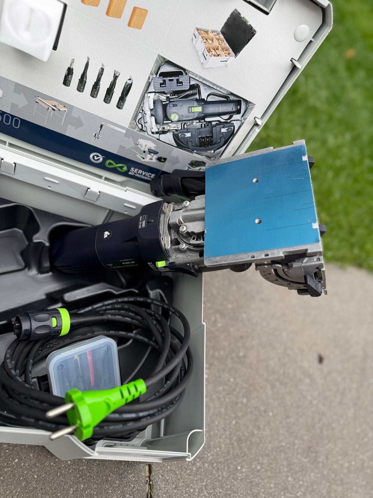 Festool Domino DF 500 Q-Plus Lamellenfrees met accessoires, Ophalen, Zo goed als nieuw, Elektrisch, Lamellenfrees