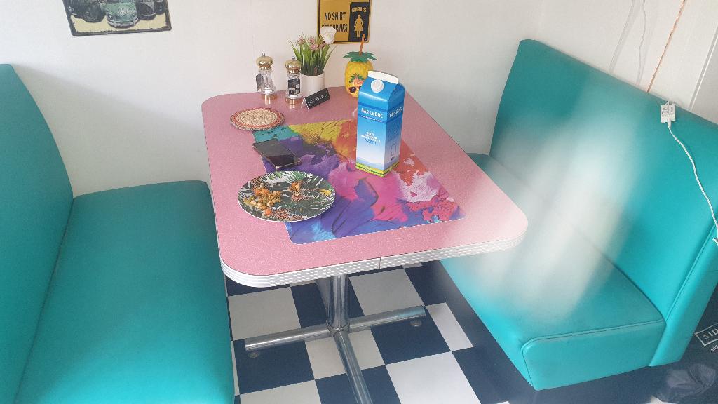 Eethoek diner retro 60s 70s, Verzamelen, Retro, Ophalen, Huis en Inrichting