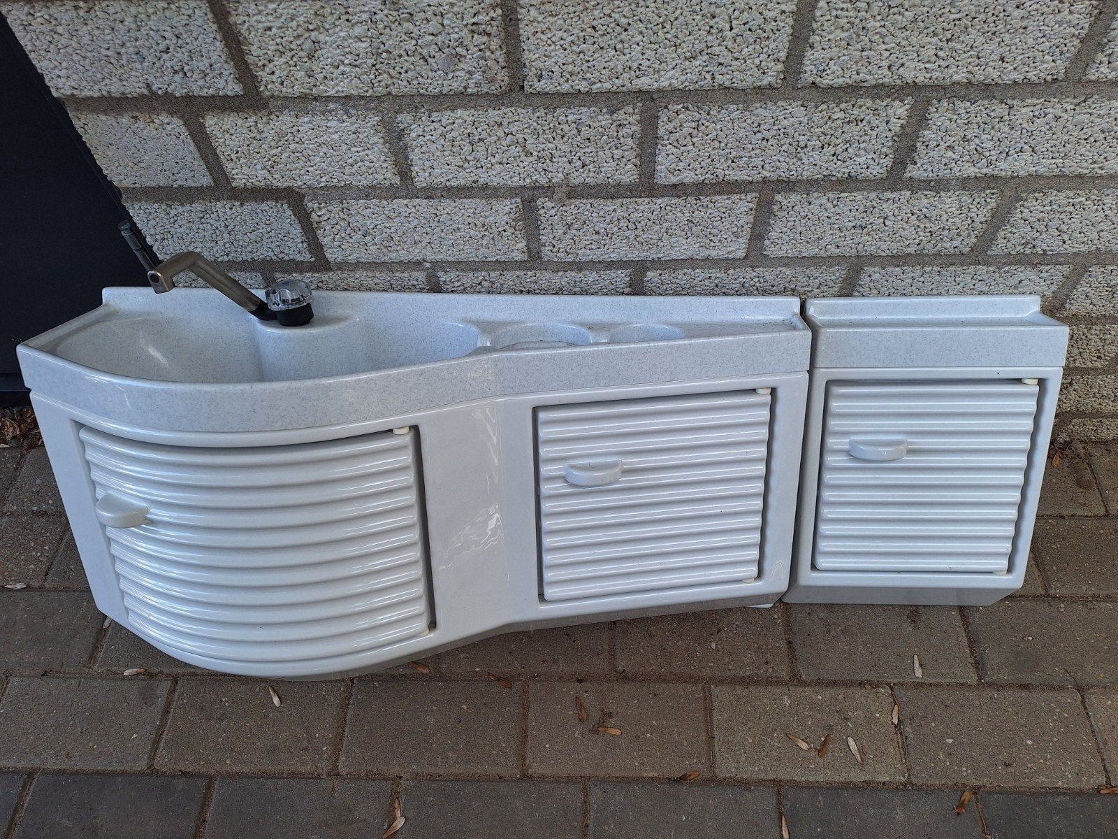 Toiletkastjes uit Kip Sun-Line 44 TTZ caravan (gratis), Caravans en Kamperen, Caravan accessoires, Ophalen