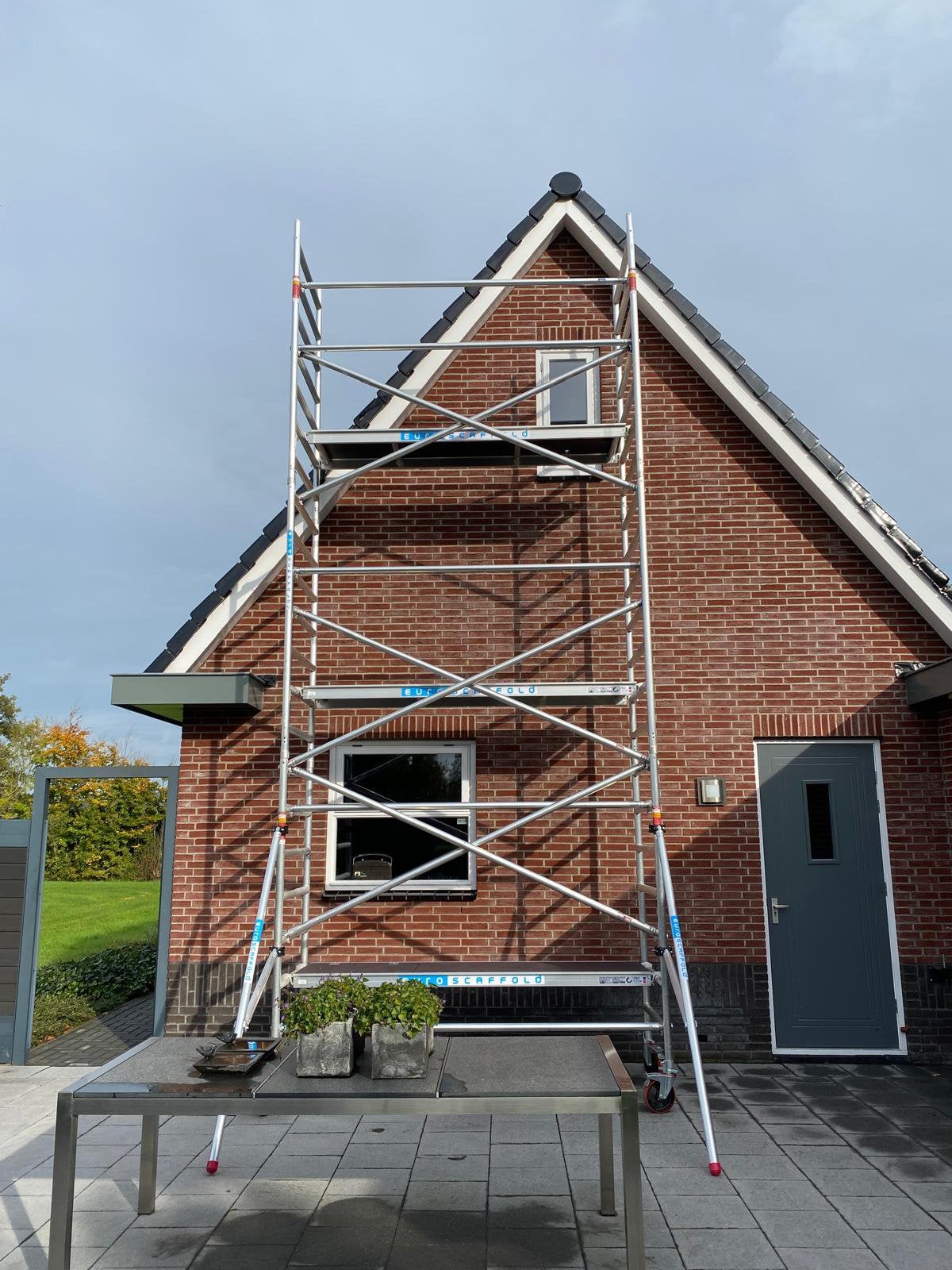Rol Steiger Te Huur, Doe-het-zelf en Verbouw, Steigers, Ophalen of Verzenden, Zo goed als nieuw, Rolsteiger of Kamersteiger, 5 meter of hoger