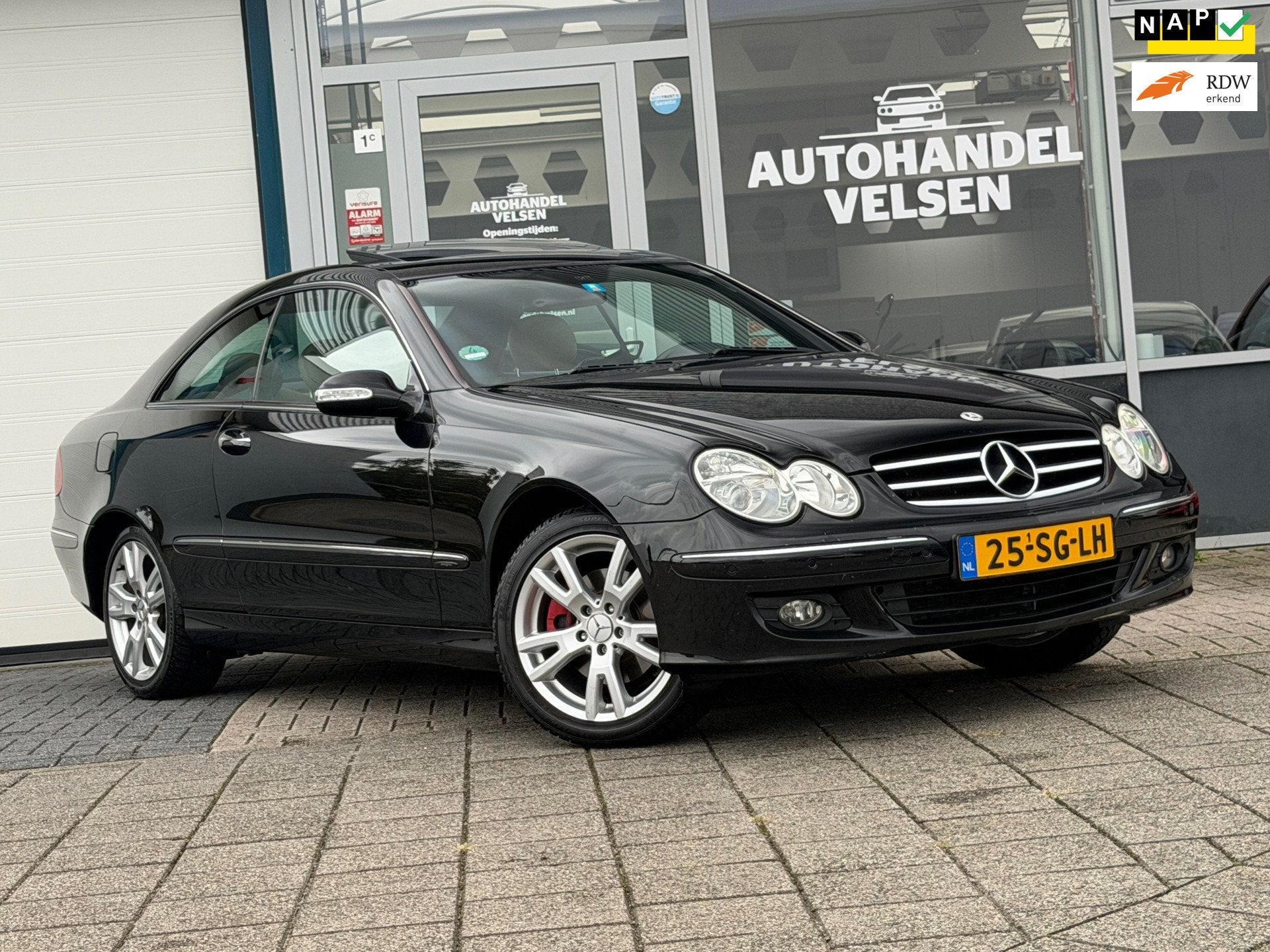 Mercedes-Benz CLK-klasse Coupé 280 Avantgarde/NAP/schuifdak, Auto's, Mercedes-Benz, Automaat, Achterwielaandrijving, Gebruikt