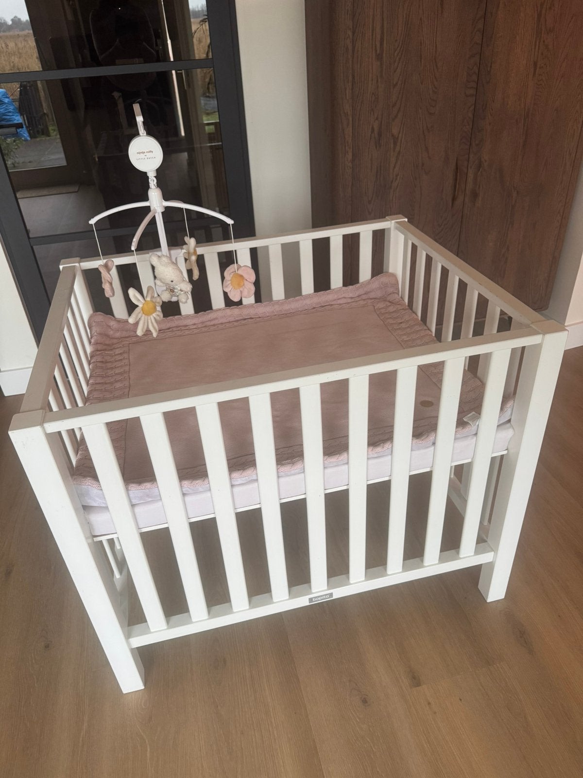 Mooie witte box te koop, Kinderen en Baby's, Ophalen, Zo goed als nieuw