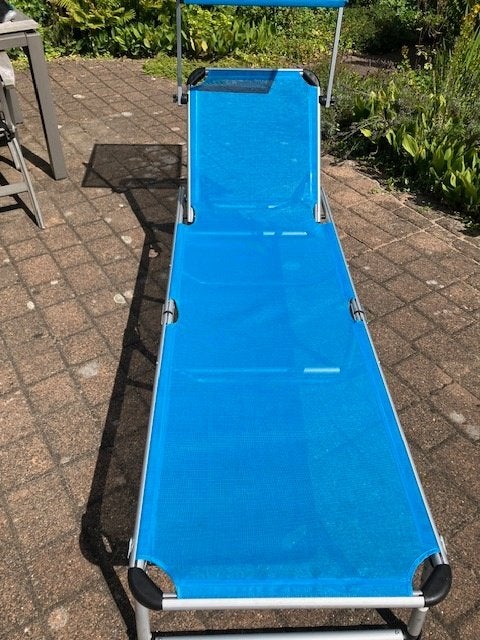 ligbed voor in de tuin, Tuin en Terras, Ophalen, Zo goed als nieuw, Aluminium, Verstelbaar