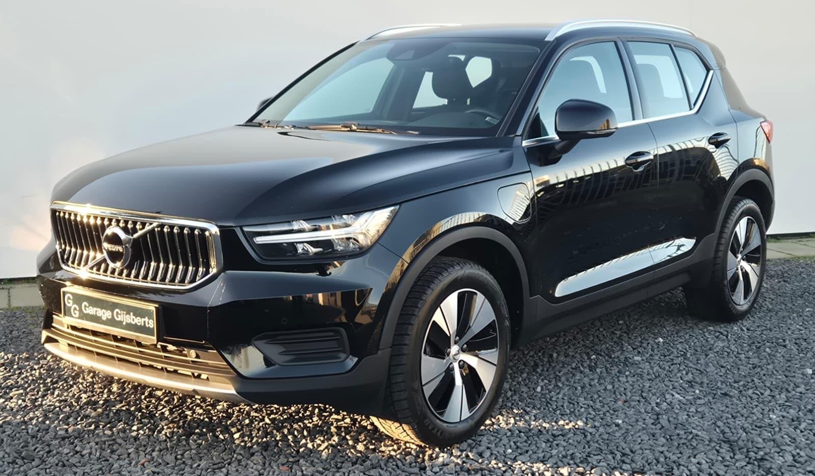 Volvo XC40 1.5 T4 Recharge Inscription Expression Park Assis, Auto's, Stof, Euro 6, 1712 kg, Zwart
