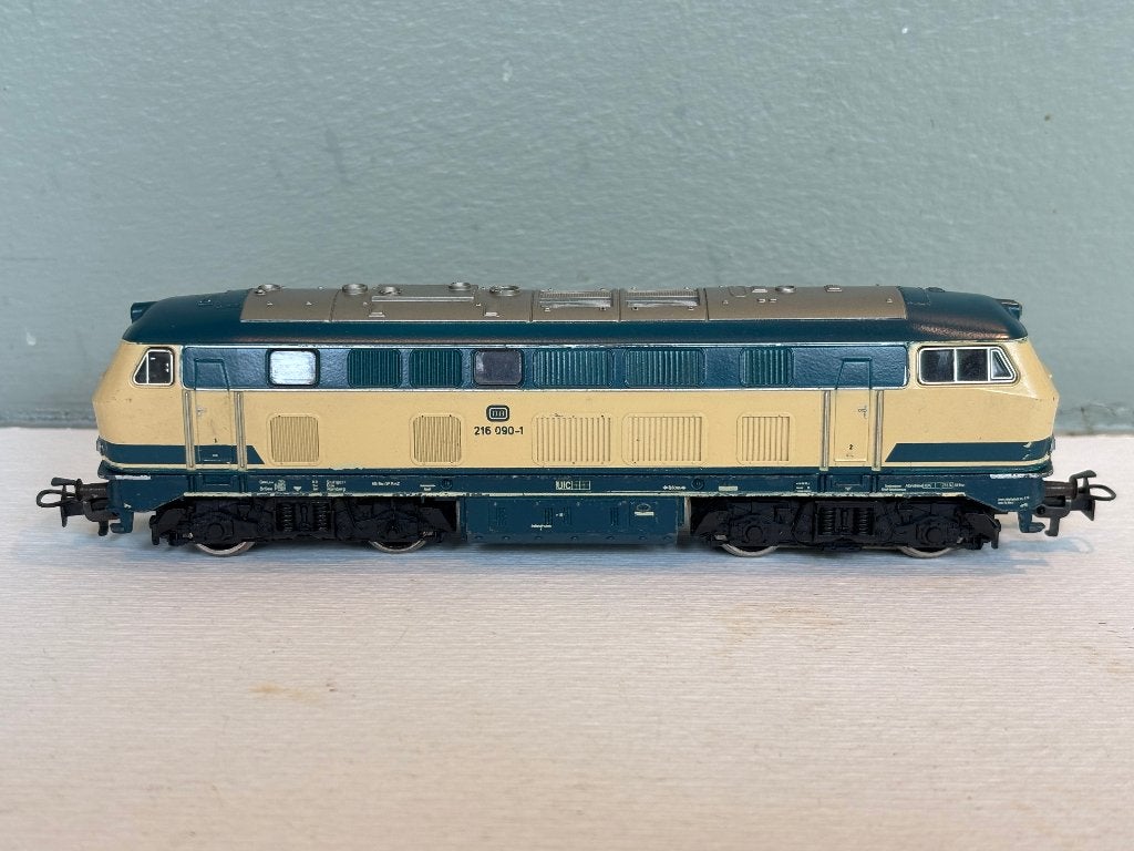 Märklin 3074 diesel locomotief BR 216 van de DB, Hobby en Vrije tijd, Wisselstroom, Gebruikt, Locomotief, Ophalen of Verzenden