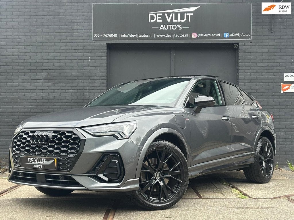 Audi Q3 Sportback 45 TFSI e S-Line | Pano | Matrix Led | Nav, Auto's, Audi, Gebruikt, Euro 6, 150 pk, Hybride Elektrisch/Benzine