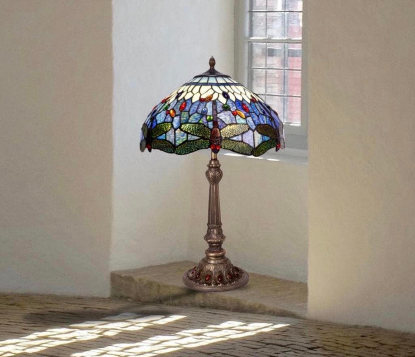 Tiffany-stijl Libelle Tafellamp Glas-in-Lood 30 cm Nieuw !, Nieuw, Ophalen of Verzenden, Glas, H