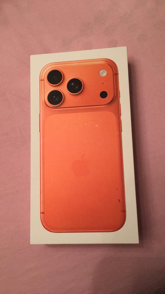 IPhone 17pro nieuwe in de doos 256 GB, Ophalen of Verzenden, Zo goed als nieuw, Zwart, 256 GB