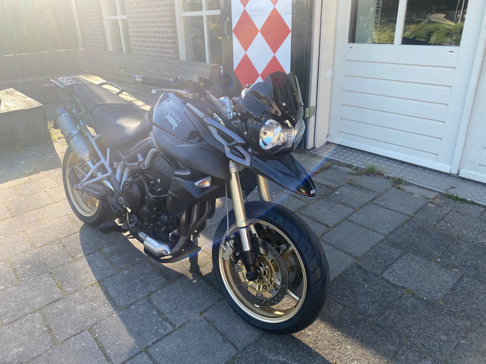 Triumph TIGER 800 SPORT EDITION (bj 2011), Motoren, Triumph Motorcycles Ltd., After.sales@triumph.co.uk, Meer dan 35 kW, Normandy Way
LE10 3BZ  Hinckley, GB